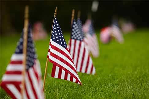 Memorial Day_Avenue-of-Flags